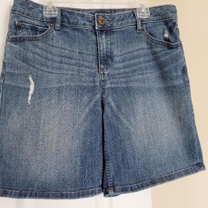 Vera Wang Simply Vera 6 Women's Denim Shorts Mid Rise Med Wash